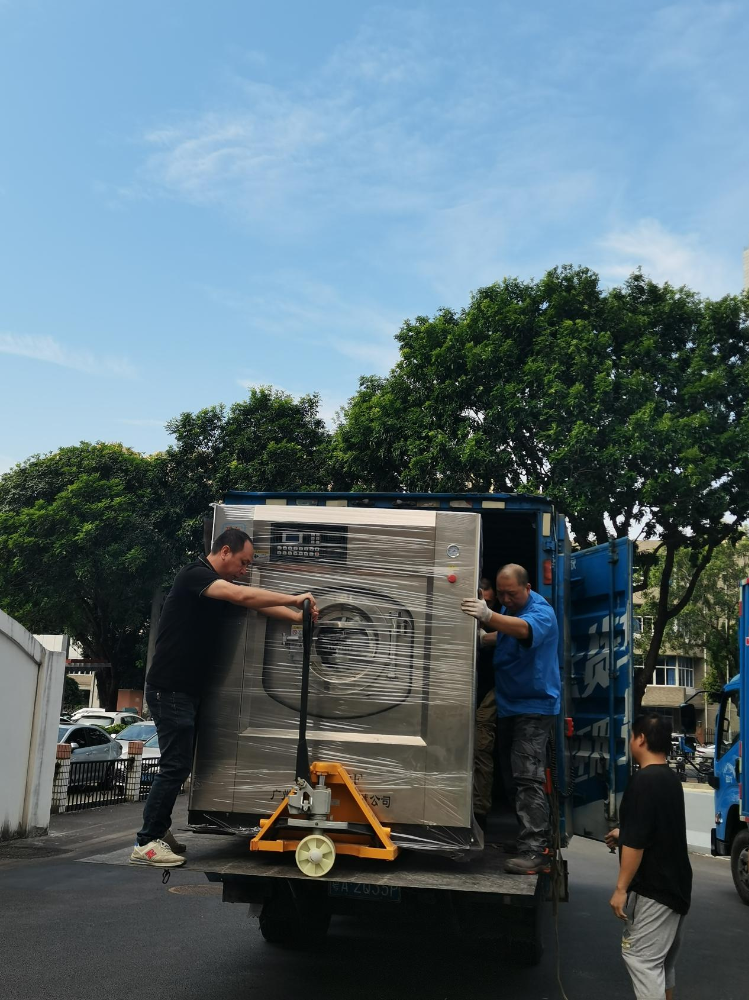 珠江洗滌設(shè)備助力酒店實現(xiàn)高效洗滌管理