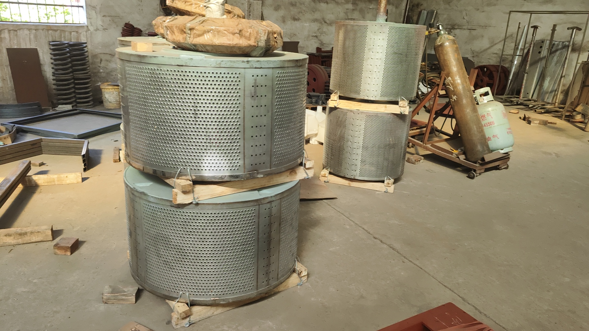 
工業(yè)洗衣機(jī)源頭工廠憑什么服務(wù)百家名企？珠江洗滌用實(shí)力說(shuō)話
